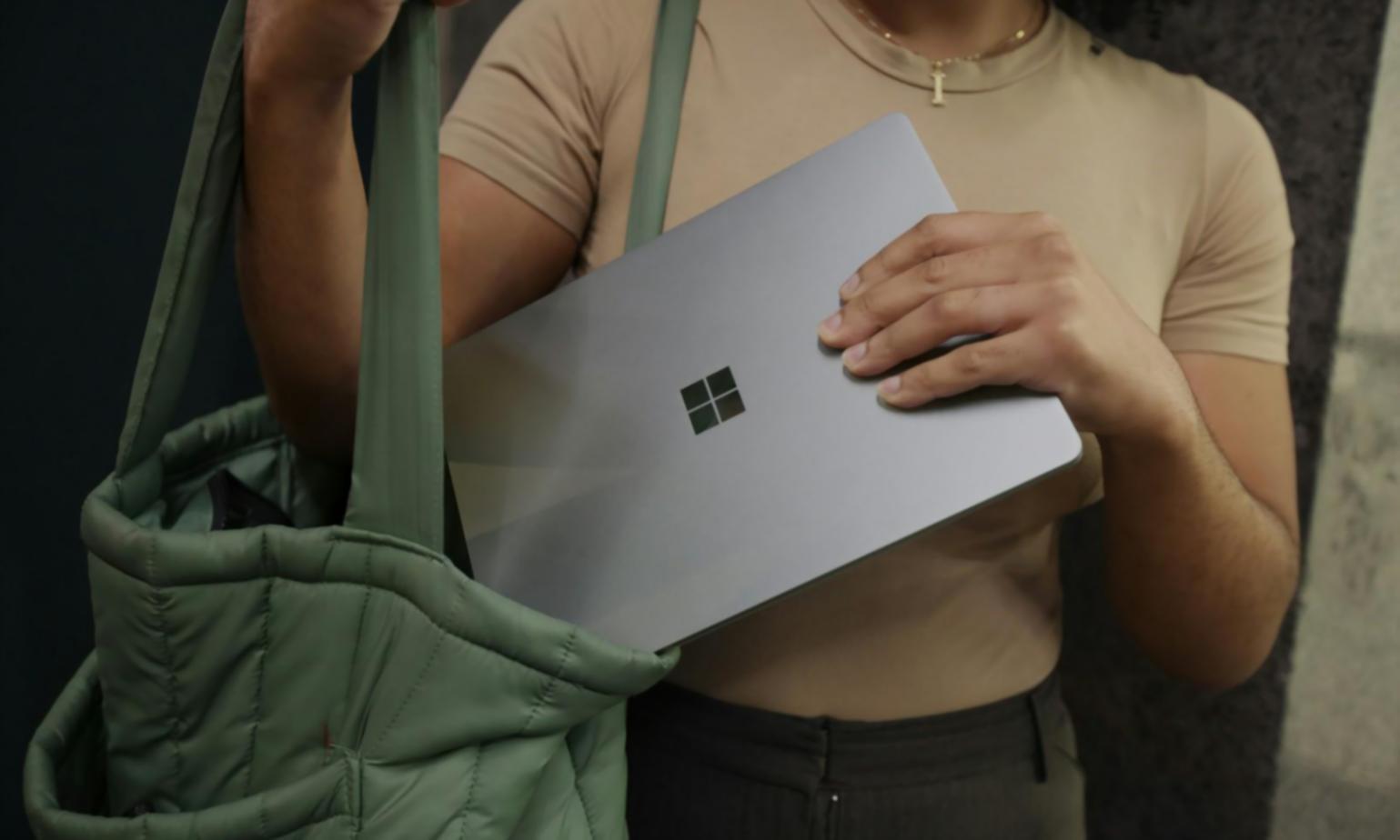 Graphiques financiers détaillés affichant tendances et indicateurs